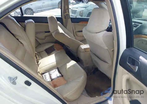 2004 Acura Tsx z USA, uszkodzony, nr VIN JH4CL96984C031787